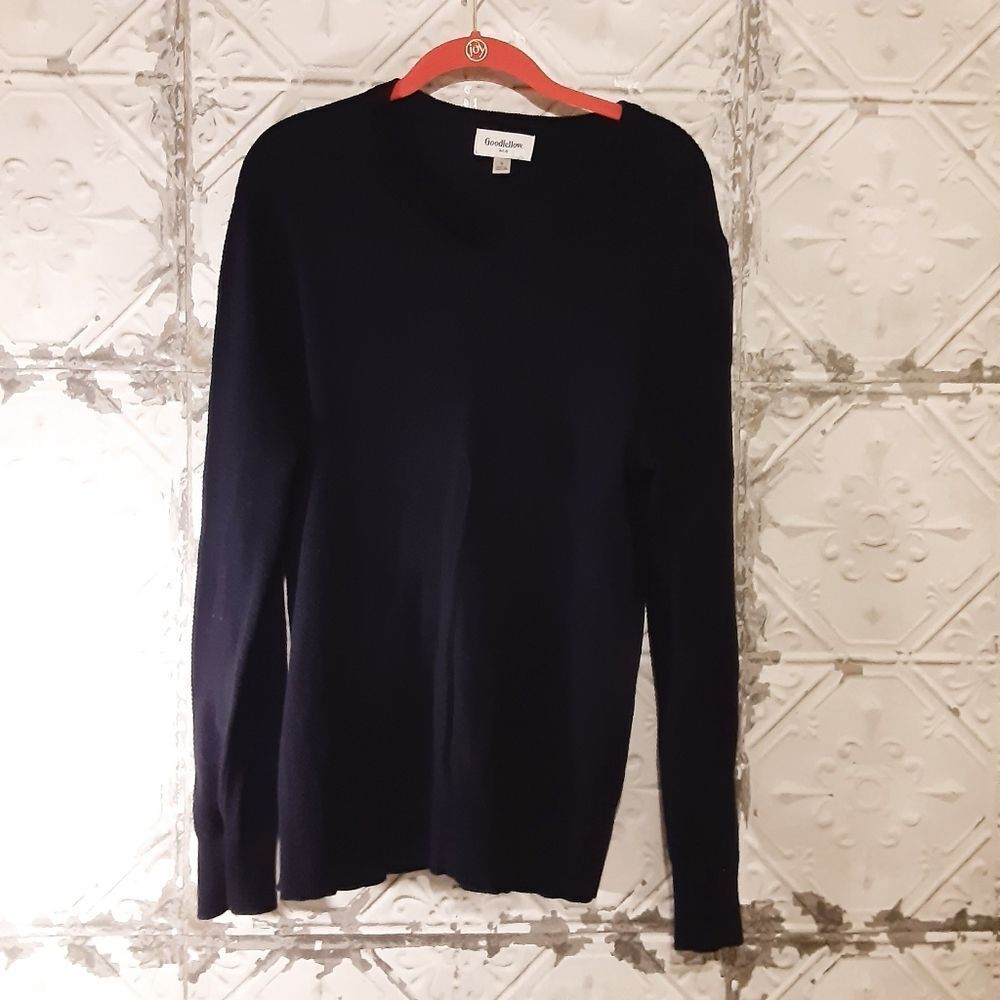 Goodfellow & Co. Navy Blue Sweater For Men Size Small Nautical Causal V Neckline